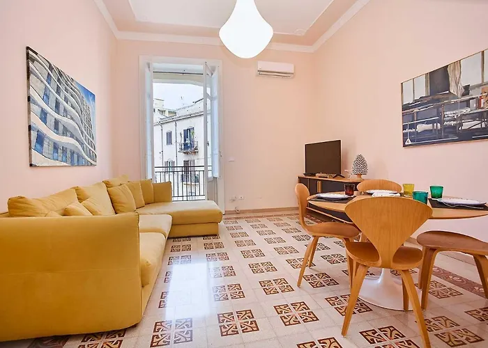 Kmc Suites - Yellow